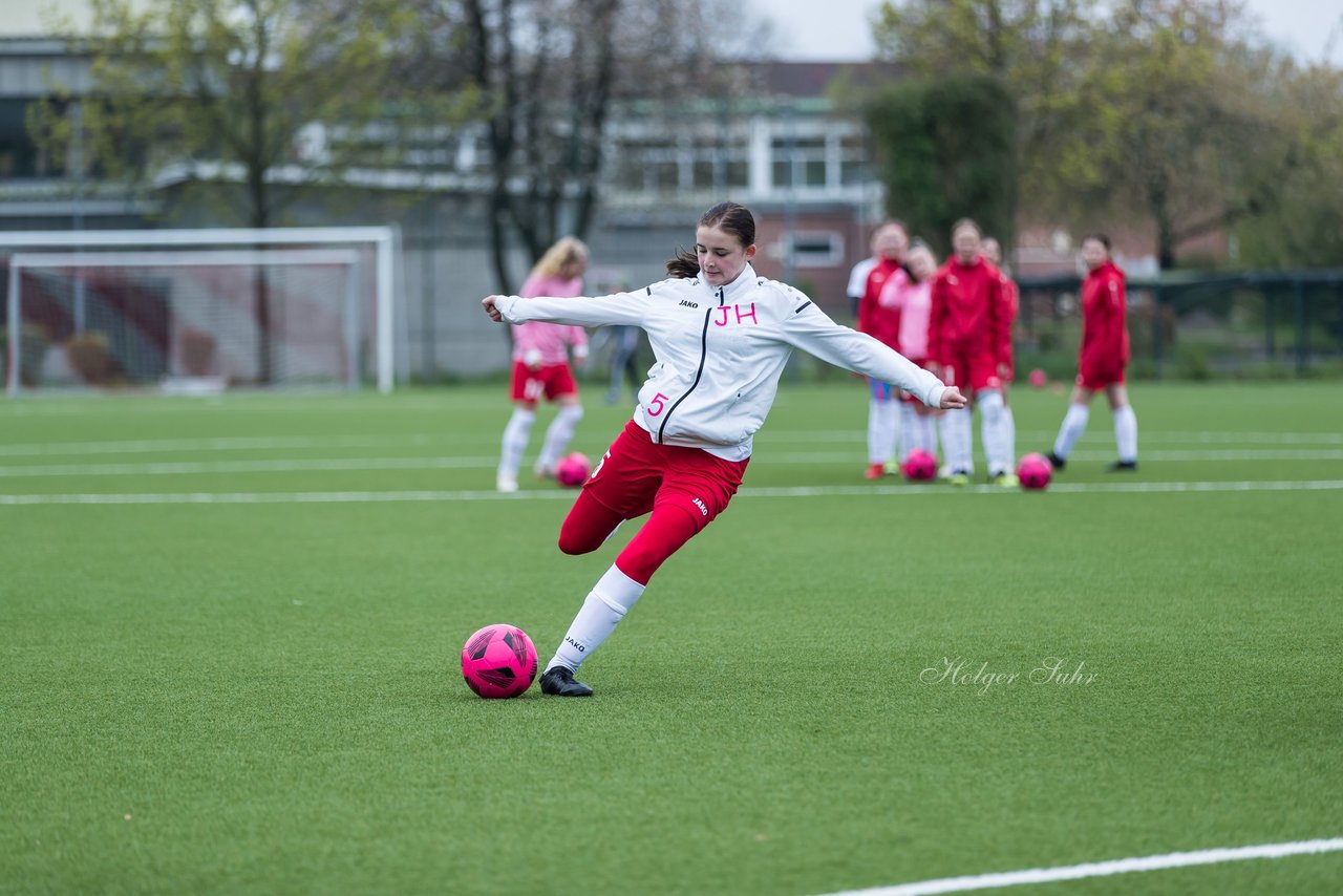 Bild 78 - wBJ SV Wahlstedt - TuS Tensfeld : Ergebnis: 0:0